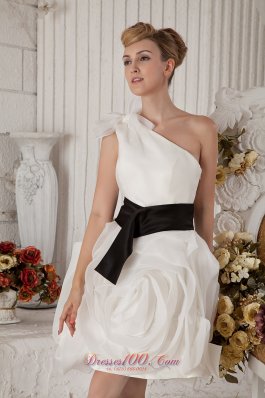 White One Shoulder Short Graduation Gown Sash Bows