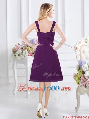Fashionable Purple Sleeveless Knee Length Ruching Zipper Wedding Party Dress