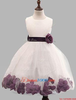 Pretty Scoop Sleeveless Tulle Floor Length Zipper Flower Girl Dresses for Less in White for with Appliques and Hand Made Flower