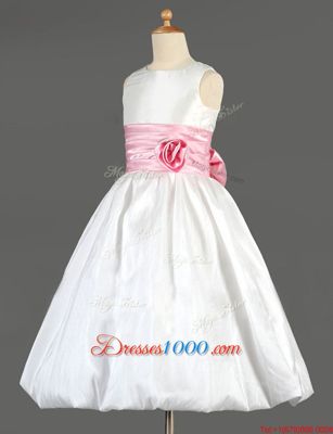 Sophisticated Scoop Sleeveless Taffeta Floor Length Zipper Flower Girl Dress in White for with Bowknot and Hand Made Flower