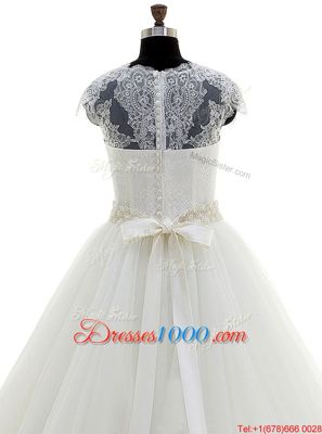 Glittering Tulle V-neck Cap Sleeves Brush Train Clasp Handle Beading and Lace Bridal Gown in White