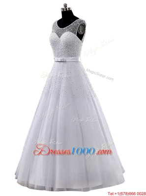 Comfortable Sweetheart Sleeveless Wedding Dress Sweep Train Lace and Appliques White Lace