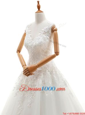 Sleeveless Brush Train Appliques Zipper Wedding Gowns