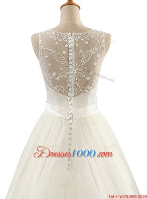 Shining V-neck Sleeveless Tulle Wedding Gowns Lace Brush Train Clasp Handle
