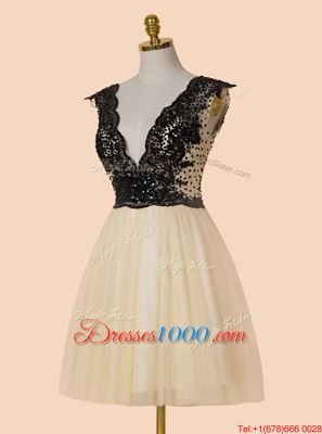 Unique Appliques and Sequins Evening Dress Champagne Zipper Cap Sleeves Knee Length