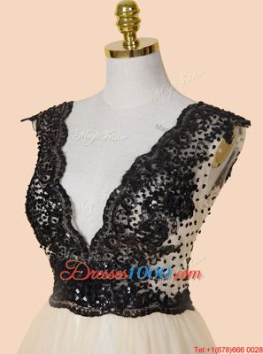 Unique Appliques and Sequins Evening Dress Champagne Zipper Cap Sleeves Knee Length