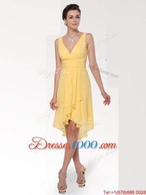 Chiffon V-neck Sleeveless Zipper Ruching Prom Dress in Yellow
