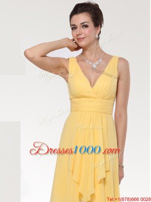 Chiffon V-neck Sleeveless Zipper Ruching Prom Dress in Yellow