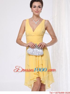 Chiffon V-neck Sleeveless Zipper Ruching Prom Dress in Yellow