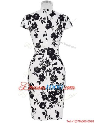 White And Black Column/Sheath Chiffon High-neck Short Sleeves Pattern and Belt Knee Length Zipper Prom Dresses