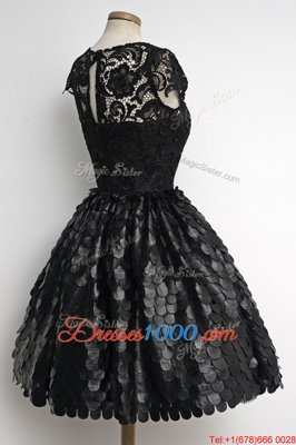 Fitting Black Cap Sleeves Lace Knee Length Prom Evening Gown