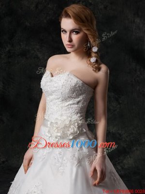 Custom Design White A-line Beading and Appliques and Hand Made Flower Wedding Dress Lace Up Lace Sleeveless