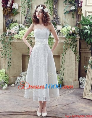 On Sale Strapless Sleeveless Lace Wedding Dresses Lace and Hand Made Flower Lace Up