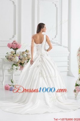 One Shoulder White Sleeveless With Train Beading and Appliques and Hand Made Flower Lace Up Wedding Dresses