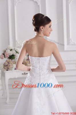 New Arrival White Sweetheart Zipper Beading and Appliques Wedding Gown Brush Train Sleeveless