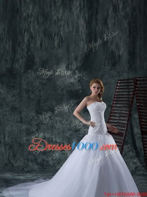 White Column/Sheath Beading and Appliques Wedding Dress Lace Up Tulle Sleeveless With Train