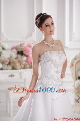 Nice White A-line Satin Strapless Sleeveless Embroidery Zipper Wedding Dress Brush Train