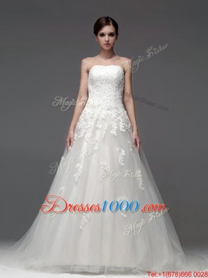 Strapless Sleeveless Tulle Wedding Gown Appliques Brush Train Lace Up