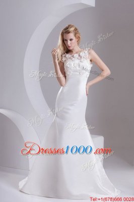 White A-line Lace Bridal Gown Zipper Taffeta Sleeveless