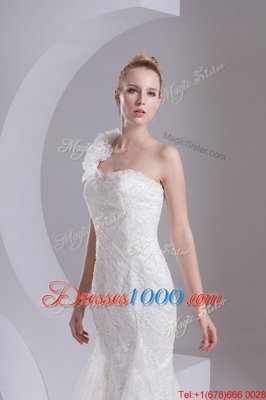 Elegant Mermaid White One Shoulder Neckline Lace and Appliques Wedding Dress Sleeveless Zipper