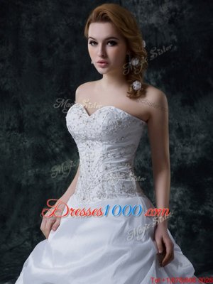 White Lace Up Wedding Dresses Beading and Embroidery Sleeveless With Brush Train