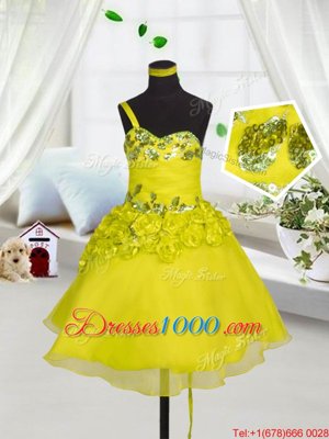 Custom Designed Mini Length A-line Sleeveless Yellow Little Girls Pageant Gowns Lace Up