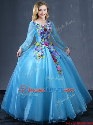 V-neck Long Sleeves Tulle Quinceanera Dress Appliques Lace Up