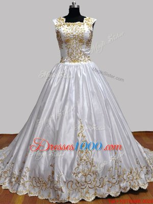 Square White Zipper Quinceanera Dress Embroidery Sleeveless With Brush Train