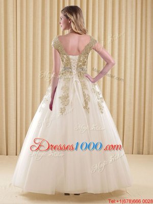 Scoop White Short Sleeves Floor Length Beading and Appliques Lace Up Quince Ball Gowns