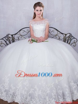 Fantastic Scoop White Cap Sleeves Tulle Lace Up Bridal Gown for Wedding Party