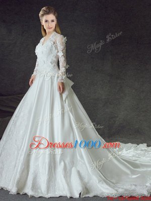 Deluxe Long Sleeves Chapel Train Zipper With Train Lace and Appliques Wedding Gown