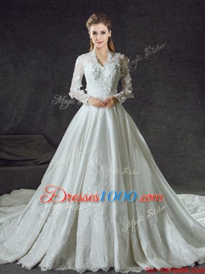 Deluxe Long Sleeves Chapel Train Zipper With Train Lace and Appliques Wedding Gown