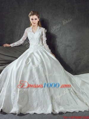 Deluxe Long Sleeves Chapel Train Zipper With Train Lace and Appliques Wedding Gown