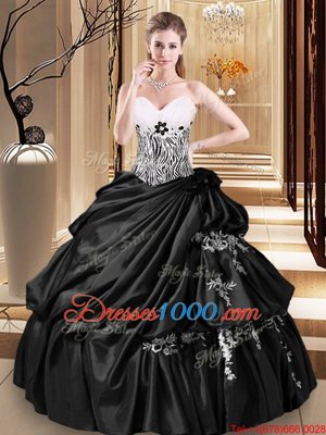 Black Sweetheart Lace Up Appliques and Pick Ups Quinceanera Gown Sleeveless
