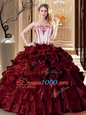 Floor Length Wine Red Quinceanera Gowns Strapless Sleeveless Lace Up