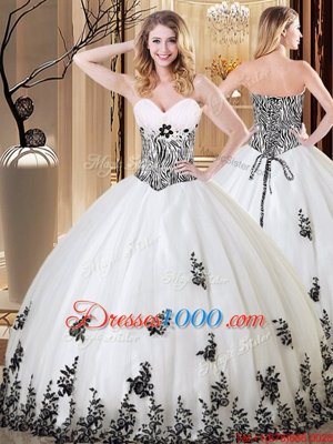 White Lace Up Quinceanera Gown Appliques Sleeveless Floor Length
