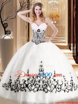 Flirting Floor Length Lace Up Vestidos de Quinceanera White and In for Military Ball and Sweet 16 and Quinceanera with Embroidery