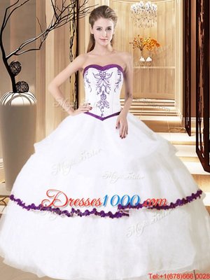 White Organza Lace Up Quinceanera Gowns Sleeveless Floor Length Embroidery