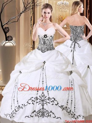 White Sleeveless Floor Length Embroidery and Pick Ups Lace Up 15 Quinceanera Dress
