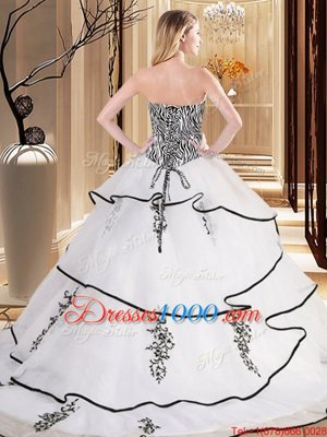 Organza Sweetheart Sleeveless Sweep Train Lace Up Embroidery Quinceanera Dress in White