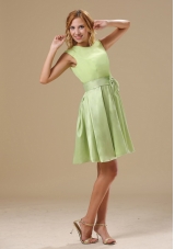 Yellow Green Knee-length Scoop Prom Homecoming Dress