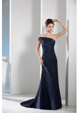 Asymmetrical Shoulder Sweep Train Navy Blue Prom Gown in Satin