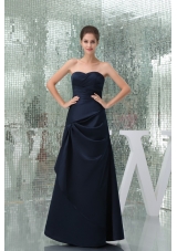 Sweetheart A-line Ruched Floor-length Prom Dress in Navy Blue