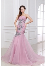 Sweetheart Ruched Prom Celebrity Dress with Appliques and Train
