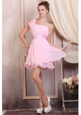 Sexy Baby Pink Strapless Mini-length Prom Dresses with Beading