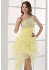Asymmetrical Hem Light Yellow Prom Dress with One Shoulder Strap
