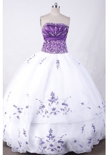 Exclusive Ball Gown Strapless Floor-length White Organza Embroidery Quinceanera dress