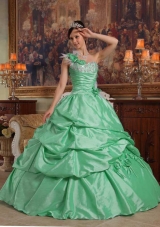 One Shoulder Quinceanera Dress in Apple Green Ball Gown with Hand Flowers
