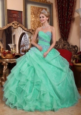 Quinceanera Dress in Apple Green Sweetheart Ball Gown with Appliques and Ruching