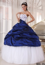 Beautiful Ball Gown Strapless Embroidery Quinceanera Dress with Pick-ups